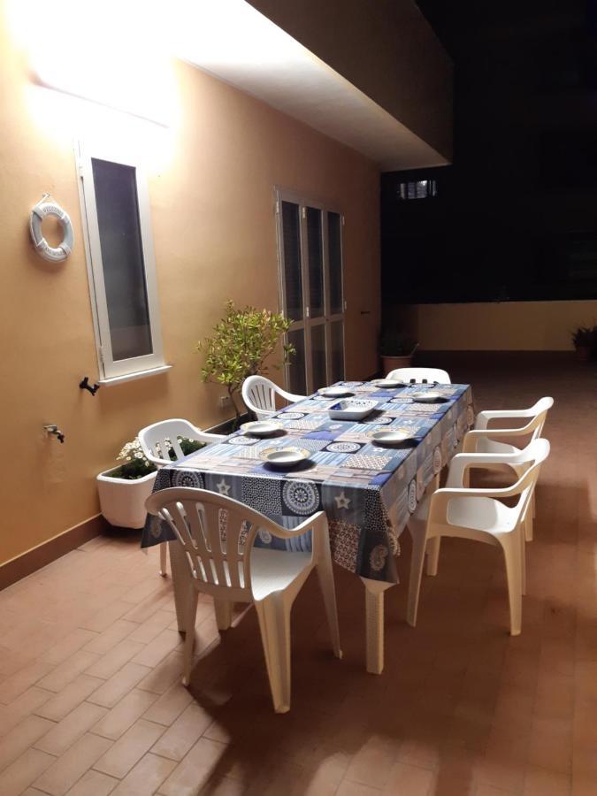 Апартаменты La Terrazza Sul Mare Монтесильвано Экстерьер фото
